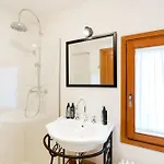 Holiday home 5 Minuti Da Rialto, Intera Palazzina Veneziana Venice
