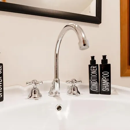 5 Minuti Da Rialto, Intera Palazzina Veneziana Nyaraló