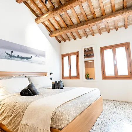 5 Minuti Da Rialto, Intera Palazzina Veneziana * Velence