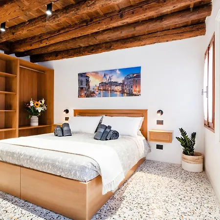 Nyaraló 5 Minuti Da Rialto, Intera Palazzina Veneziana Velence