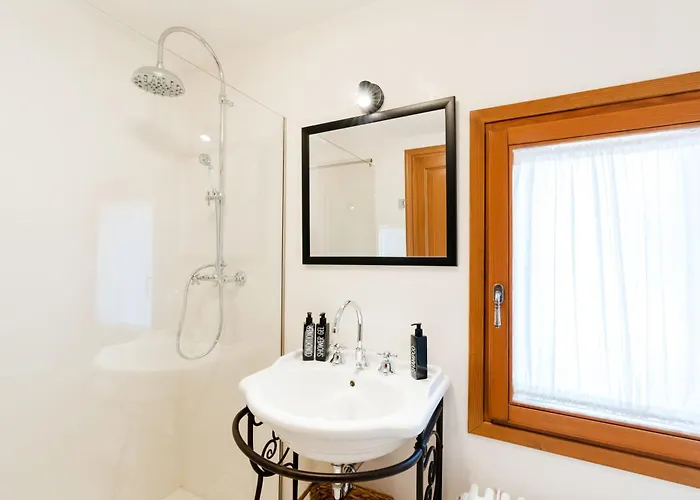 펜션 5 Minuti Da Rialto, Intera Palazzina Veneziana 베니스