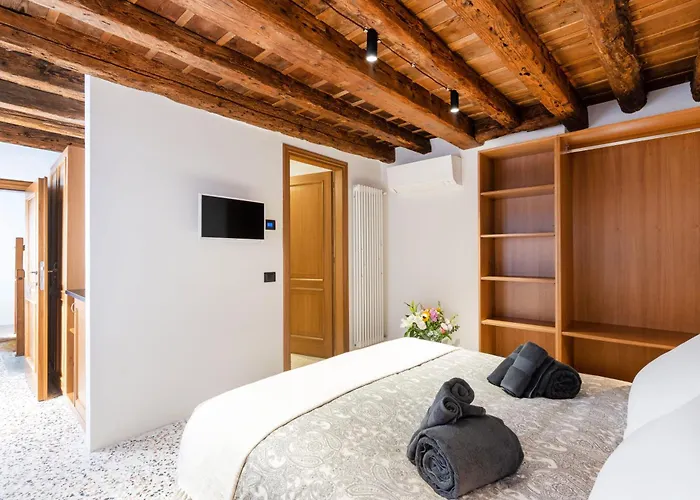 5 Minuti Da Rialto, Intera Palazzina Veneziana Tatil Evi Venedik