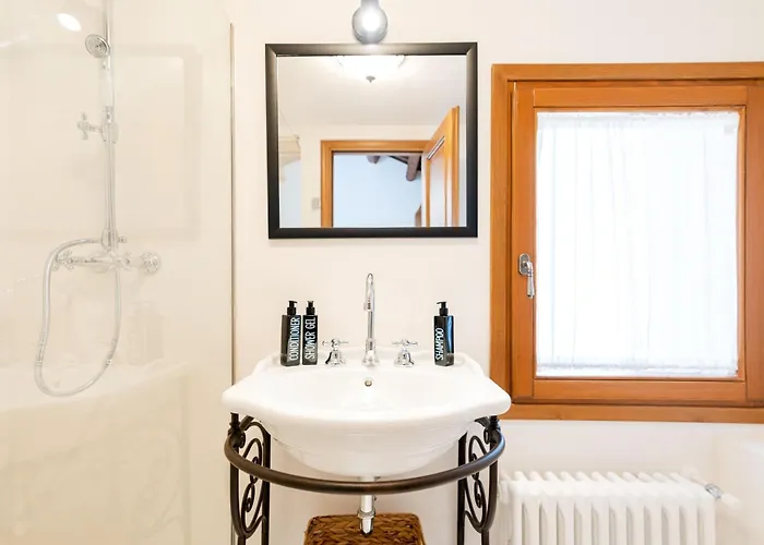 5 Minuti Da Rialto, Intera Palazzina Veneziana Casa vacanze *