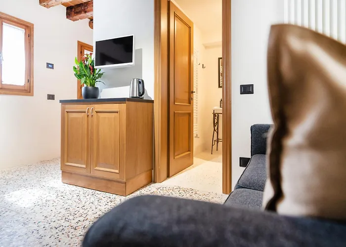5 Minuti Da Rialto, Intera Palazzina Veneziana * Venezia