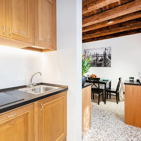 5 Minuti Da Rialto, Intera Palazzina Veneziana * Venedik